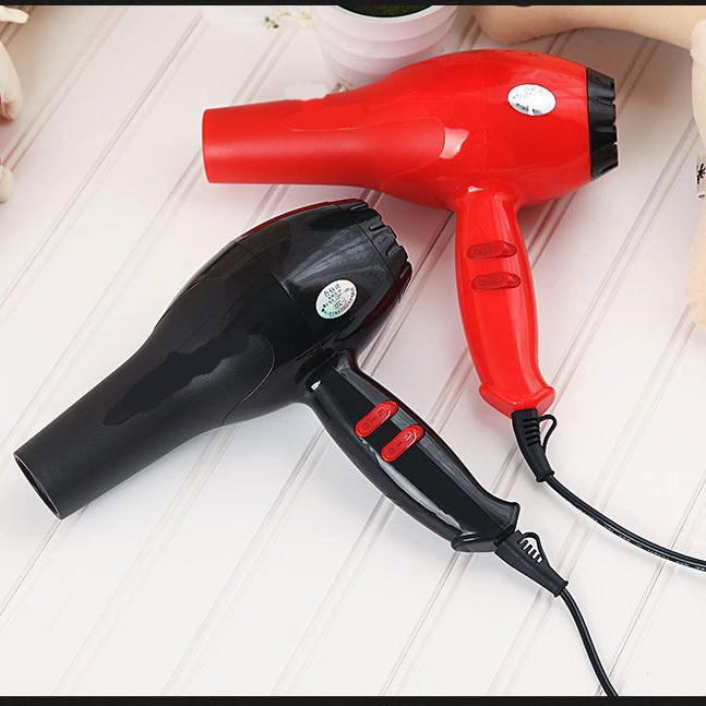 Household hot and cold air hair dryer Application Scenario