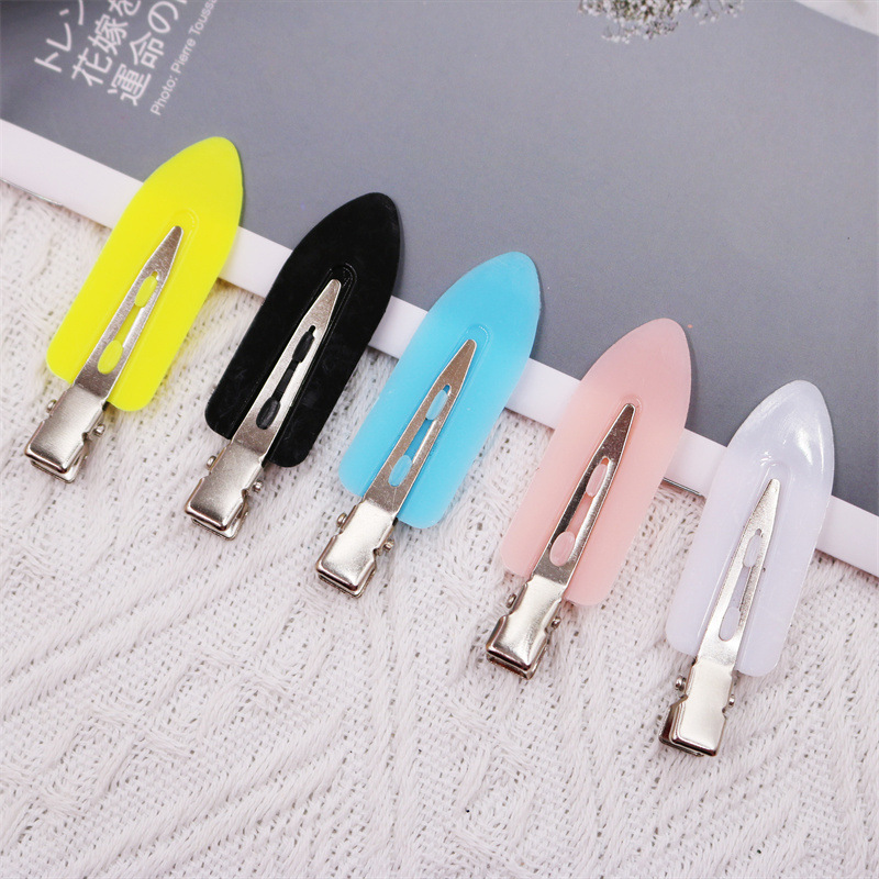 Chuan Ye Blue Hairpin Female Network Red 2021 New Haircard Side Simple Fringe Clip Headwear Application Scenario