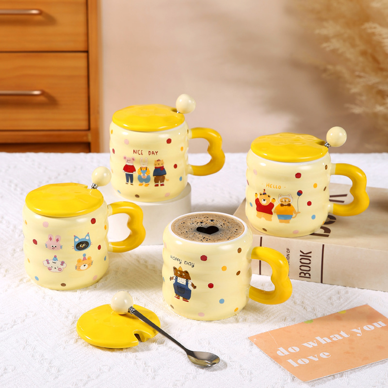 波点萌萌咖啡杯陶瓷杯带盖带吸管马克杯水杯情侣礼物实用女恒温杯