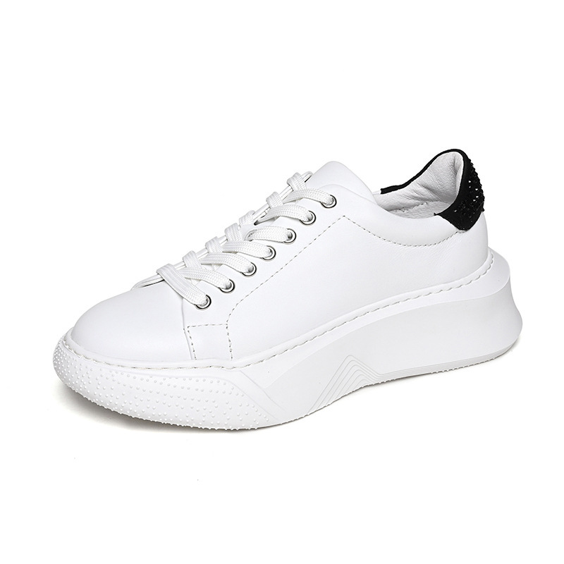 New Spring/Summer 2025 white sneakers, thick-soled cowhide top layer casual height-increasing shoes, fashionable, elegant and versatile women's shoes Item Picture