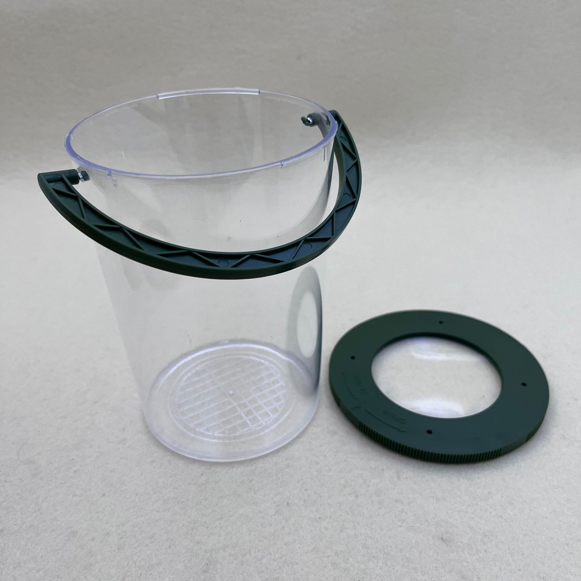 New cross-border insect observation bucket, insect observation box, insect breeding box, large bucket-shaped magnifying glass Specification image