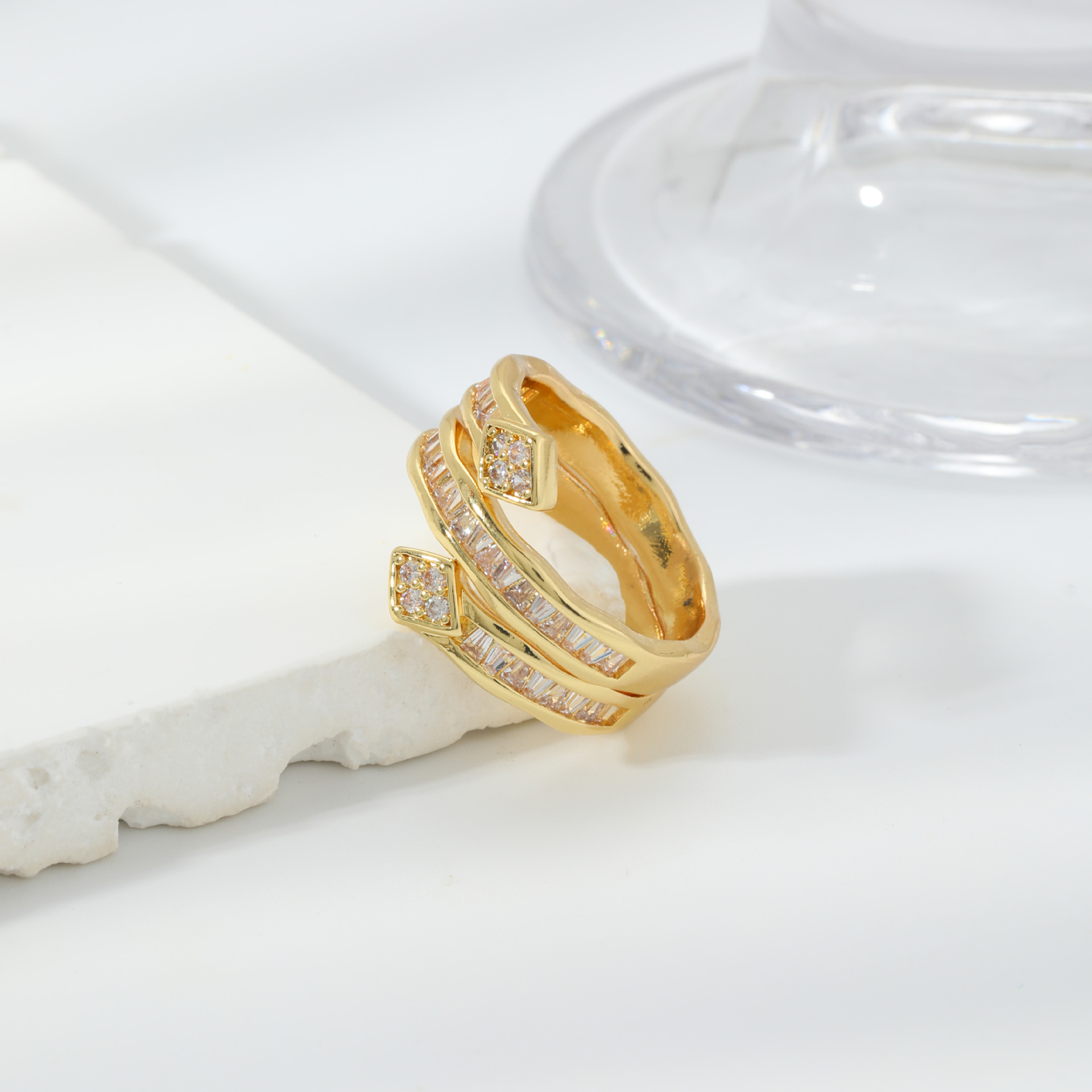 Kashi's new autumn European and American fashion multi-layered high-end design ring is a unique and versatile copper and zirconium ring accessory Specification image
