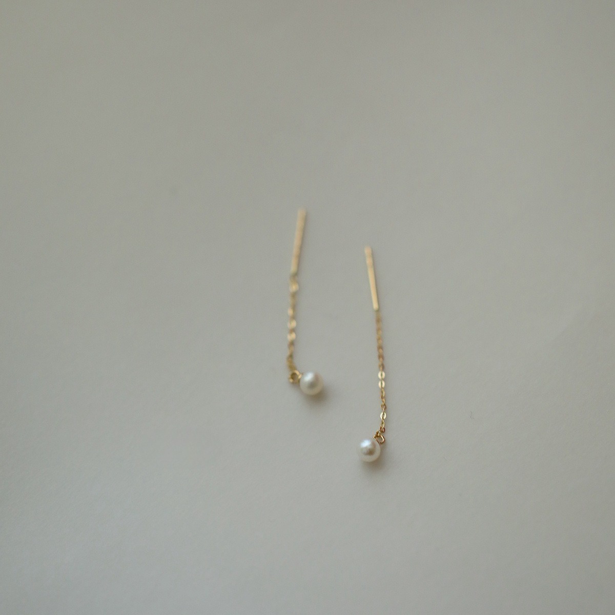 S925 Silver plated with 14K gold - Minimalist and gentle - beaded pearls - Exquisite ear thread earrings - Simple and everyday - romantic Application Scenario