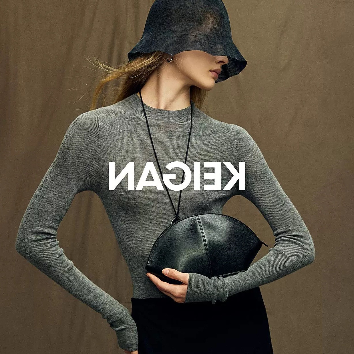 Italian 嵿 luxury 120s washable 160s gold wool 18-needle seamless base knit top for women Item Picture