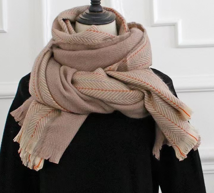 Korean Version Of The New Scarf Female Winter Students Long Thick Shawl Imitation Cashmere Splicing Neck Simple Style details Picture