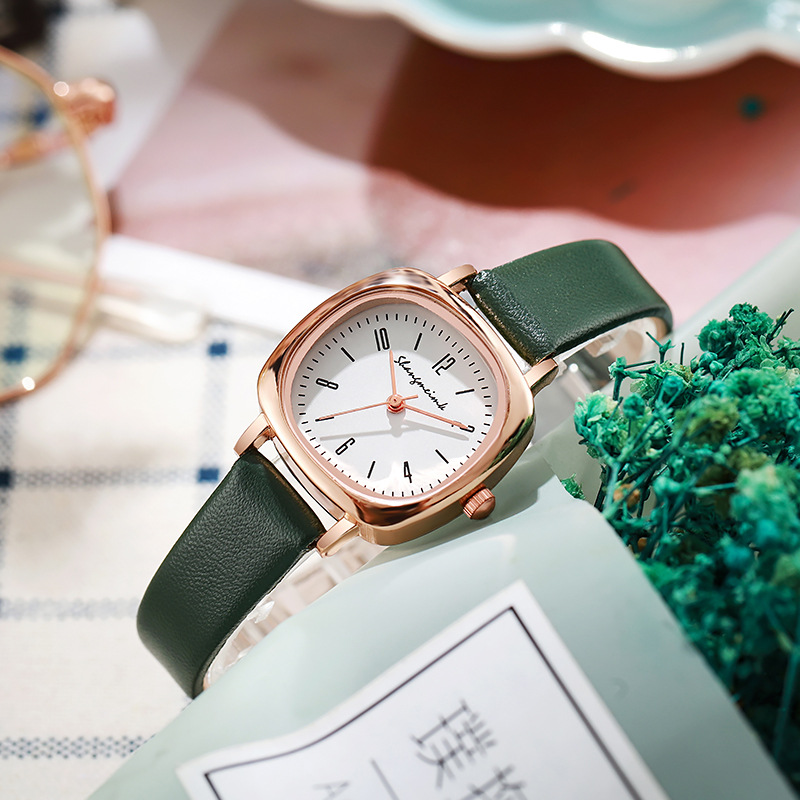 2023 New Forest Style Watch, a fresh and artistic square simple women's watch for female students, a retro leather strap small square watch details Picture