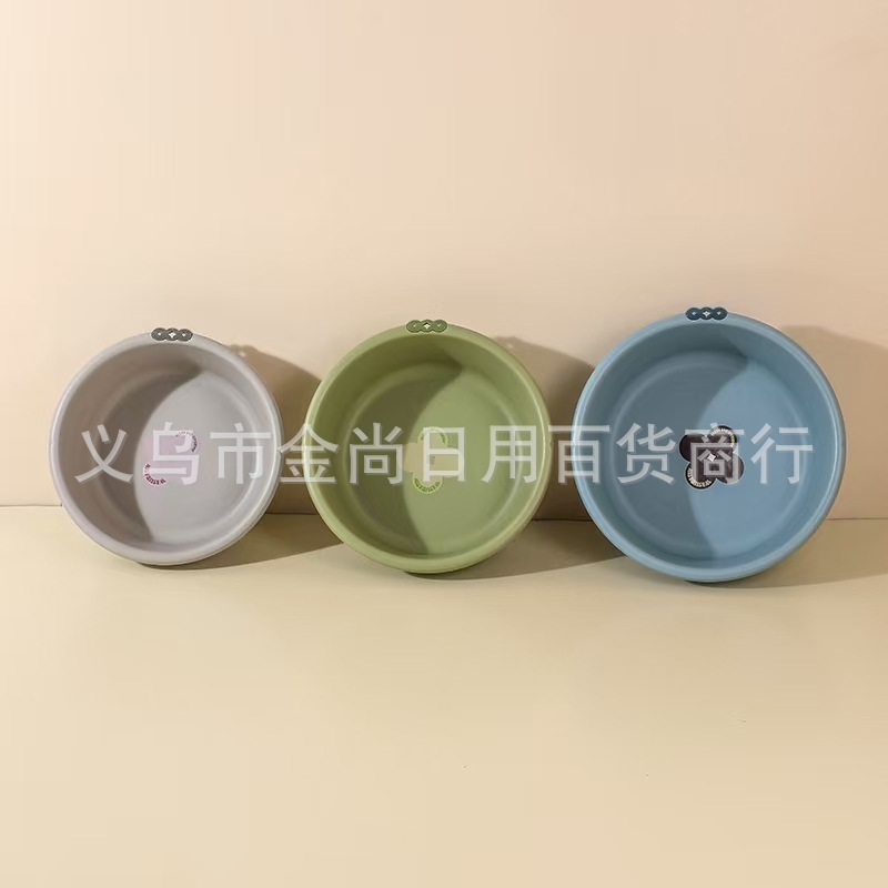 脸盆/可折叠脸盆/不锈钢盆/塑料洗脸盆/304不绣钢盆旧盆白底实物图