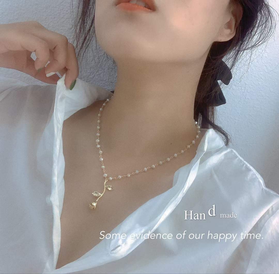 气质设计感玫瑰花珍珠项链铜镀真金清新温婉百搭款