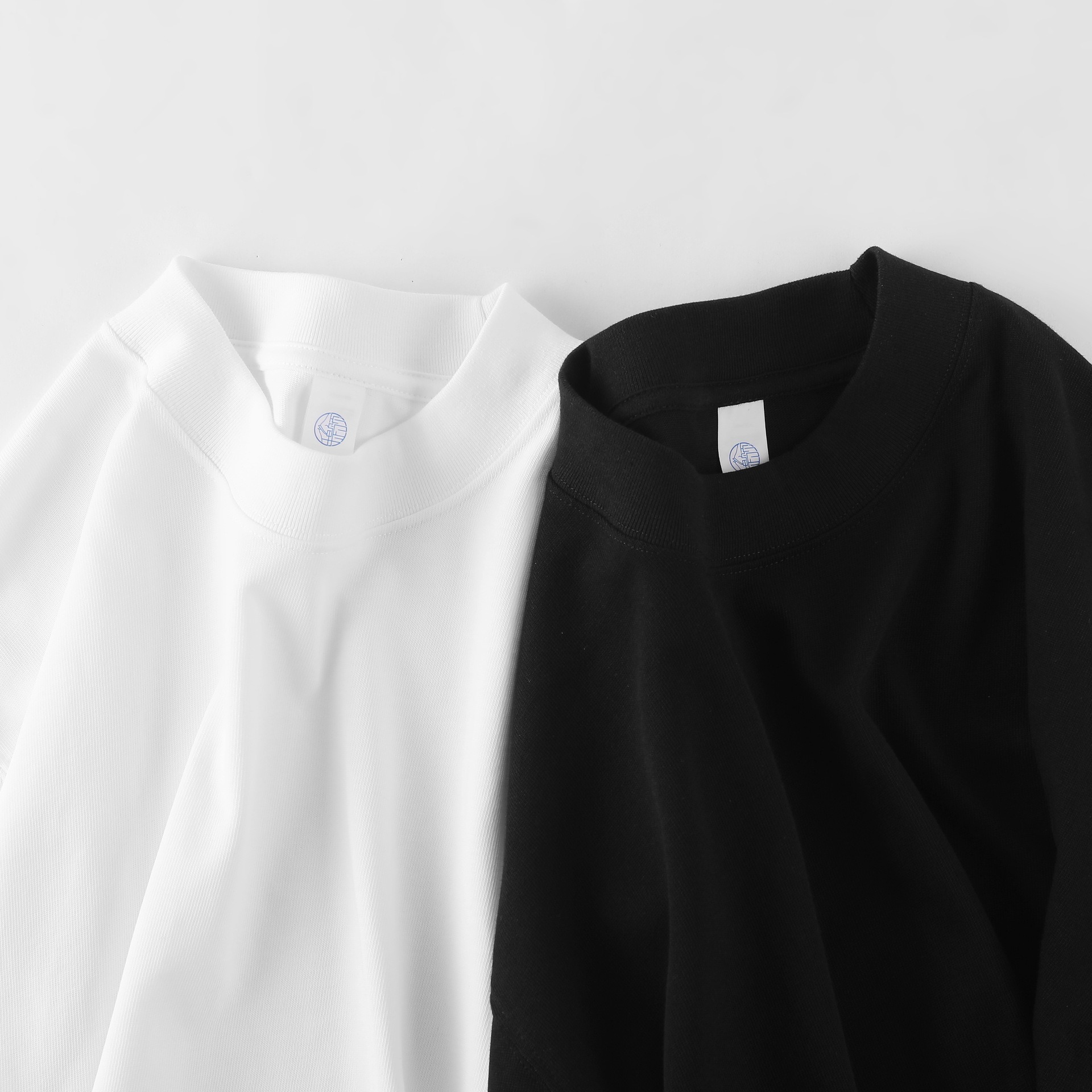 300g brushed pure cotton mid-high neck sweatshirt as a base T-shirt for women's autumn and winter, large-sized loose and long, with a long-sleeved top worn inside