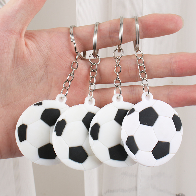 PVC软胶钥匙扣批发 足球钥匙圈 卡通足球挂件 世界杯礼品玩具双面