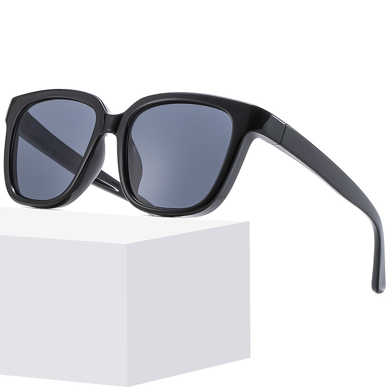 2025 UV-resistant sunglasses: Trendy, simple and avant-garde fashionable glasses