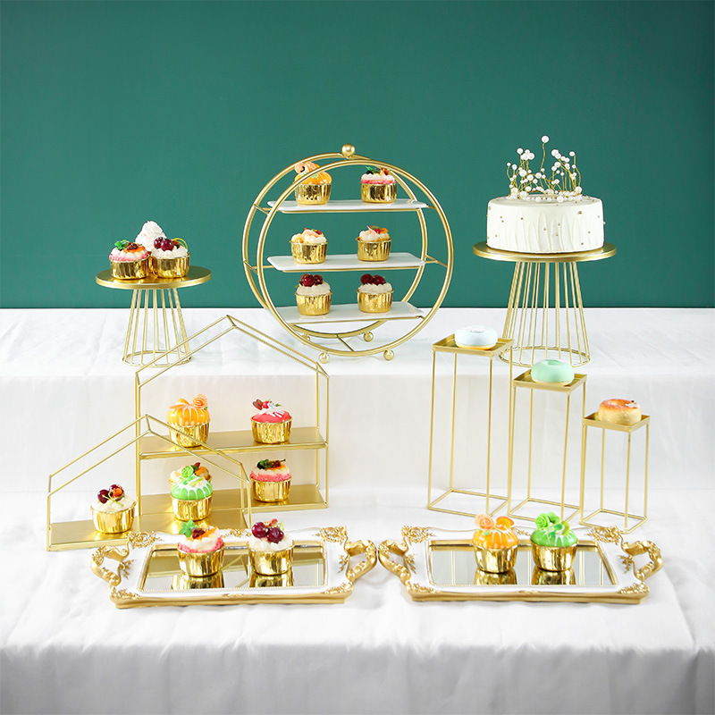 European Dessert Table Decoration Display Rack Wedding Decoration Cake Tray Afternoon Tea Heart Rack Cold Tea Break Table Application Scenario
