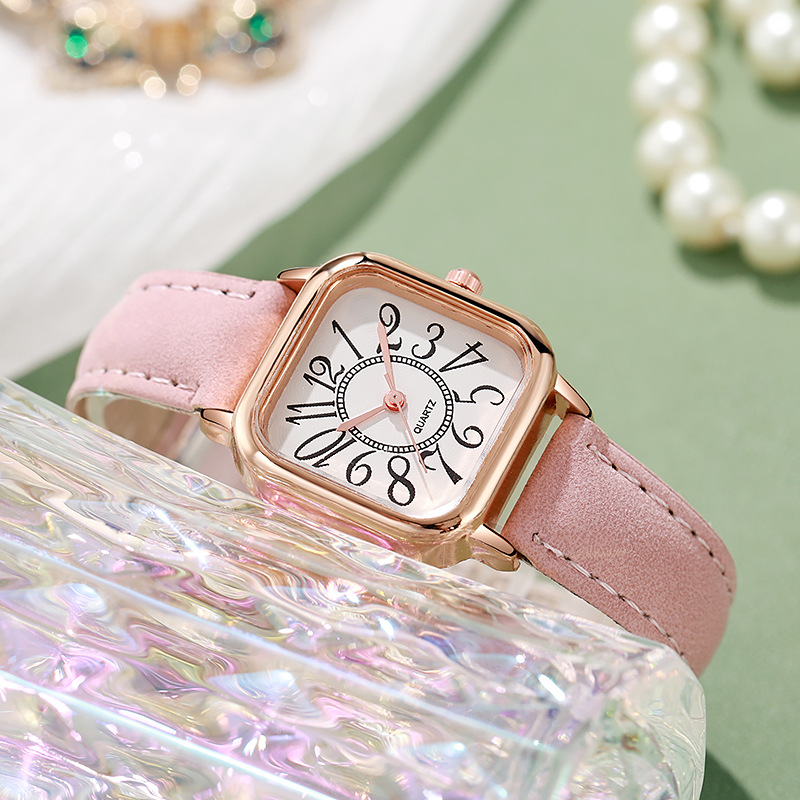 New exquisite women's square quartz electronic watch with a fresh and digital retro style leather strap, available for wholesale in stock details Picture