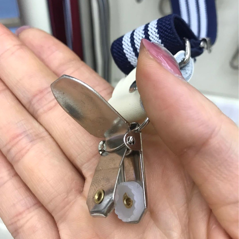 厂牌夹/锋兴/塑料腰带扣/汽眼塑料垫片/鸡眼扣钳细节图