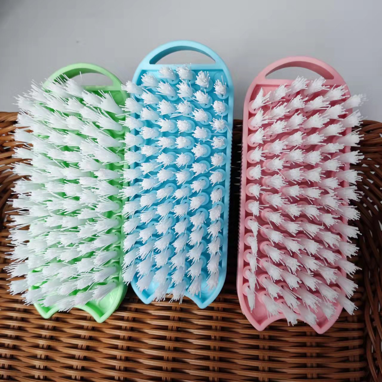 Square brush washing brush cleaning brush pants brush shoes brush Plastic square brush sanitary brush 1 yuan 2 yuan supply Application Scenario