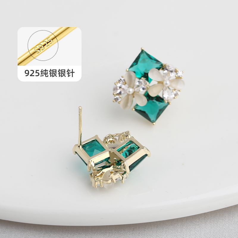 丽银2022/耳饰/耳钉细节图