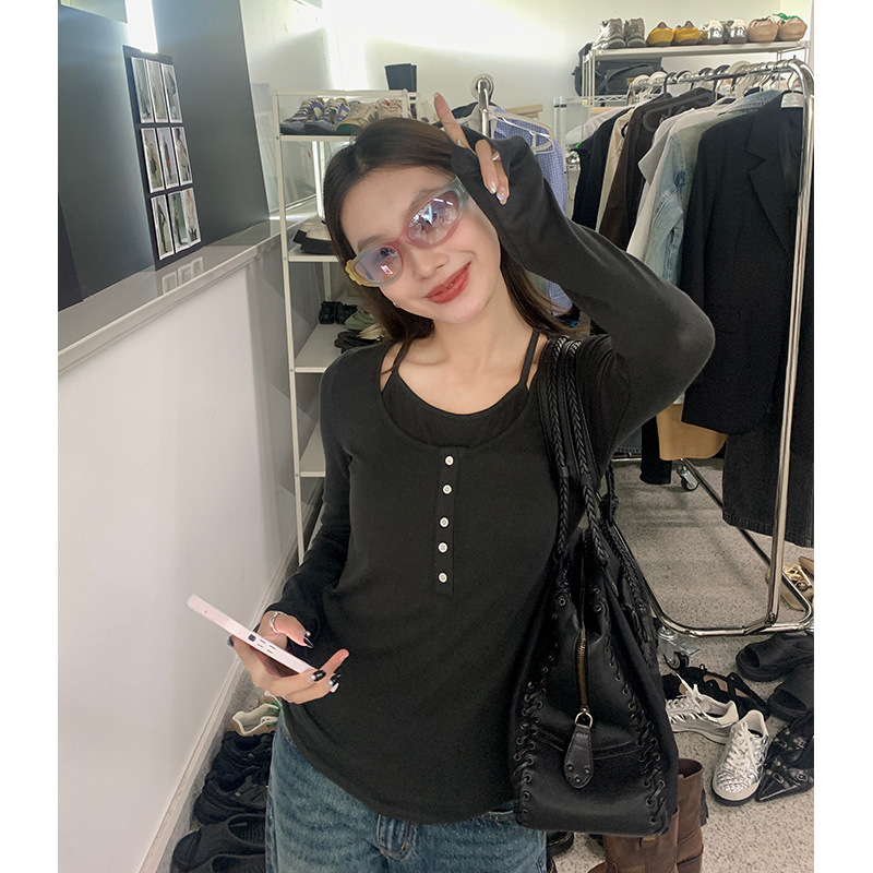 Nan Tao wore two U-neck halter base shirts for women's spring new style pure desire straight shoulder T-shirt, slimming and form-fitting long-sleeved top Specification image