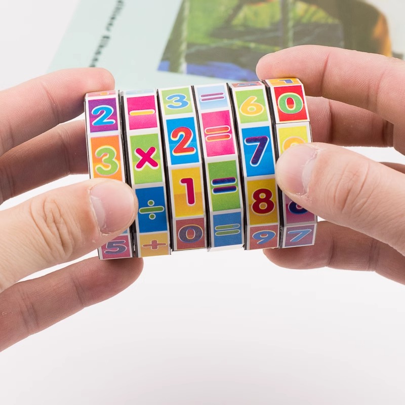 Kindergarten early education children's intelligence digital Rubik's Cube toy detachable intelligence arithmetic Rubik's cube for primary school students addition, subtraction, multiplication and division Application Scenario