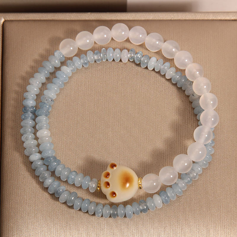 Aquamarine abacus beads double-loop bracelet for women, light luxury, niche and exquisite white agate bracelet, Bodhi cat paw bracelet and bracelet Application Scenario