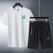 夏季新款冰丝短袖套装T恤男士空调短裤套装韩版休闲运动两件套男