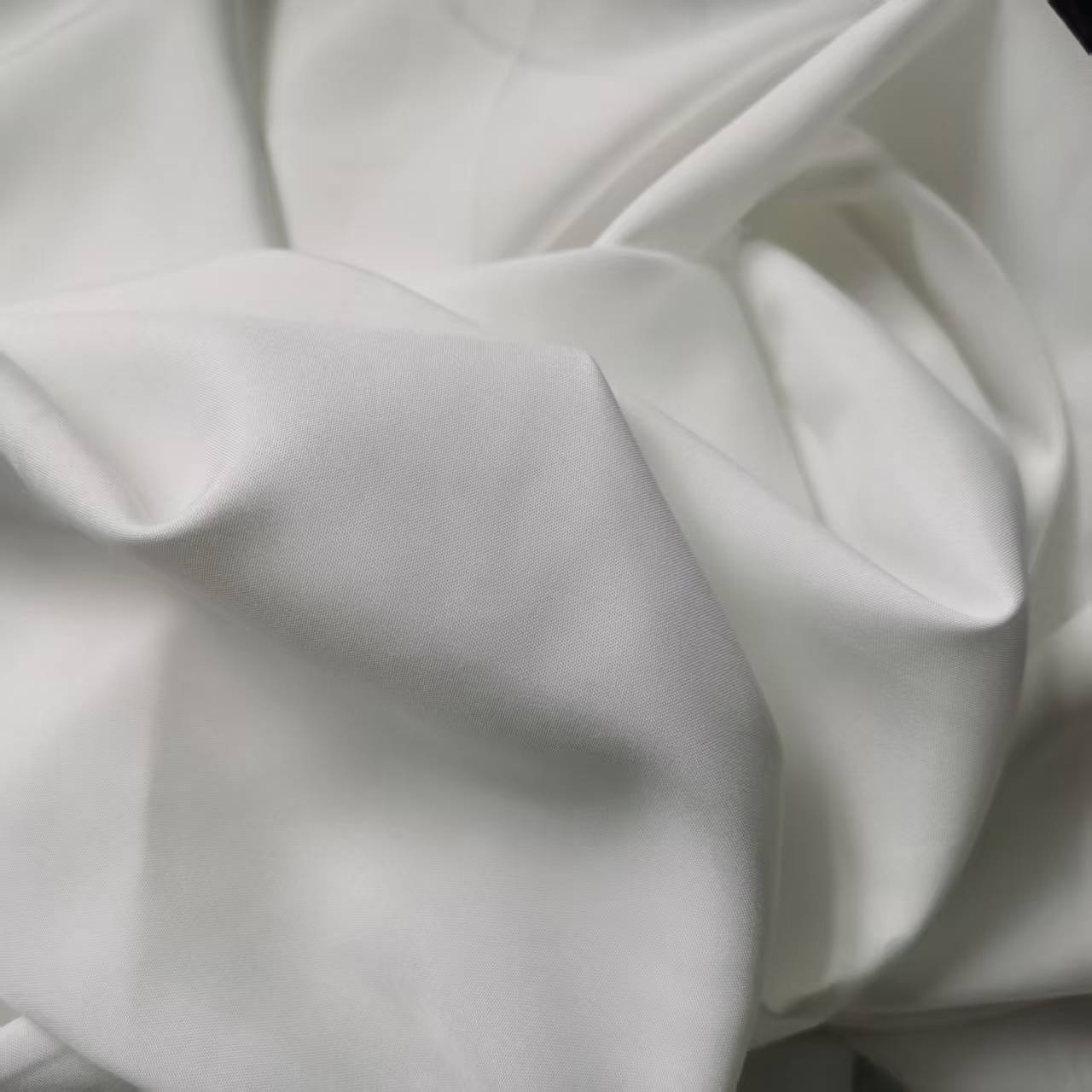 75D高弹本白布料现货批发 无弹透气垂感仿棉亲肤女裙里布汉服内衬