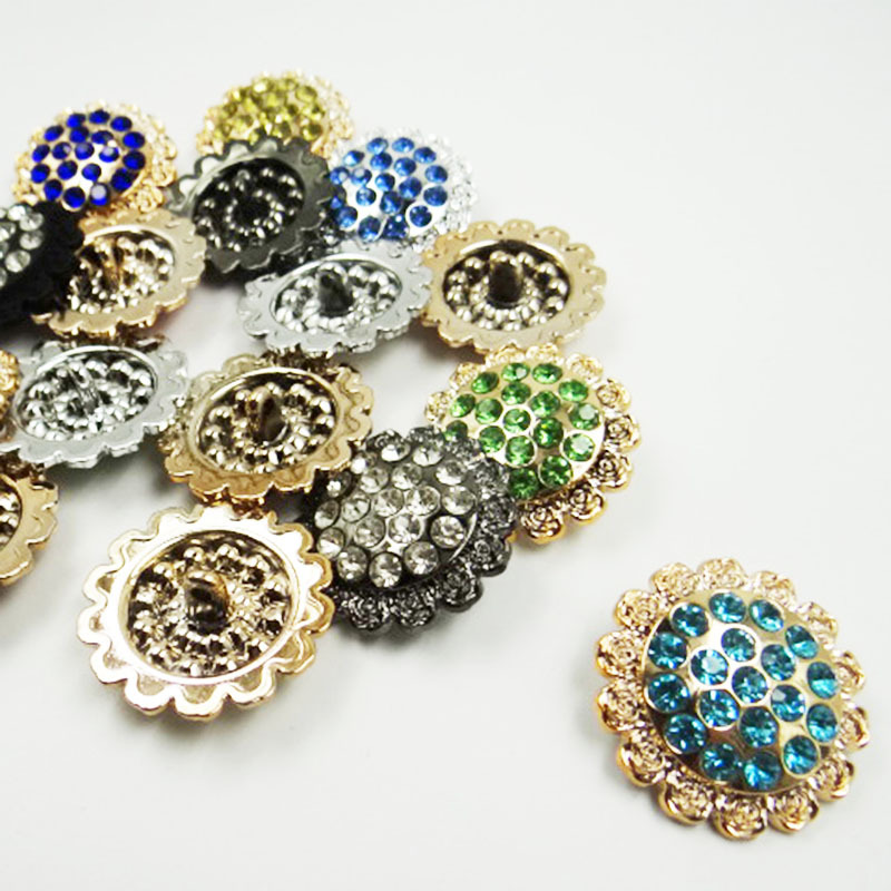 High-end cashmere sweater accessories, curtain buckles, hook rings, bindings, decorative straps, and small trinkets details Picture
