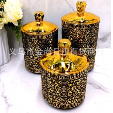 The new pearl candy storage jar features a diamond design, a gilded ring, a heart flower design, a round sealed jar without feet, and a color box Item Picture