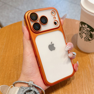 Magsafe shockproof transparent magnetic case is simple and practical. It is a drop-resistant phone case for iPhone 17 that is not prone to yellowing and has a large hole pic 3