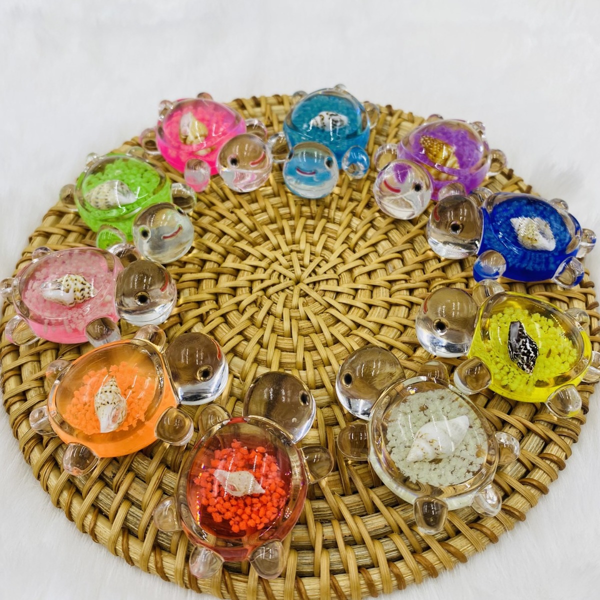 Luminous conch turtle handmade diy acrylic keychain bag pendant children's hairpin decoration luminous little turtle display children's toy