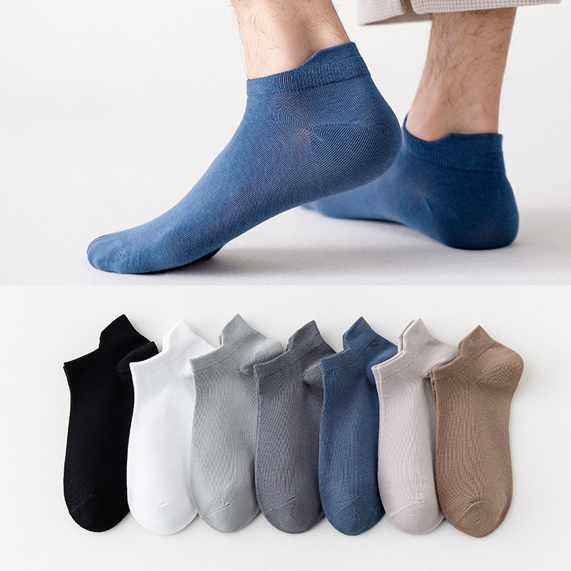 Sock street stall one-piece consignment, men's autumn solid color boat socks, invisible thin low-top men's short socks, casual shallow-mouth men's socks wholesale in Zhuji one-piece consignment