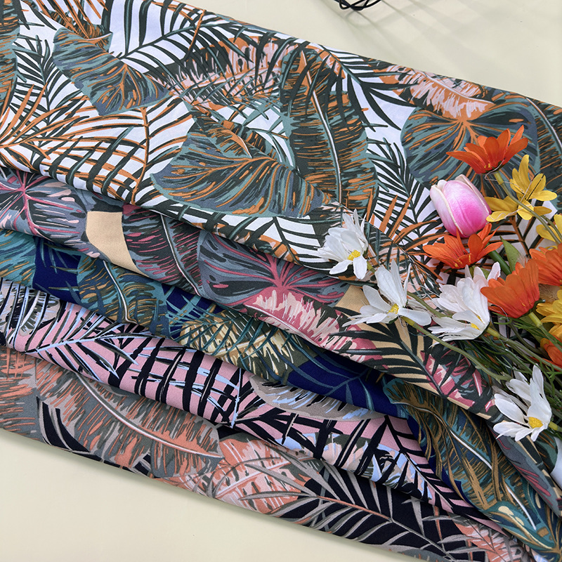 Leaf-shaped printed fabric, fashionable beach dress, printed fabric, fashionable shirt, dress fabric wholesale, polyester printed Application Scenario