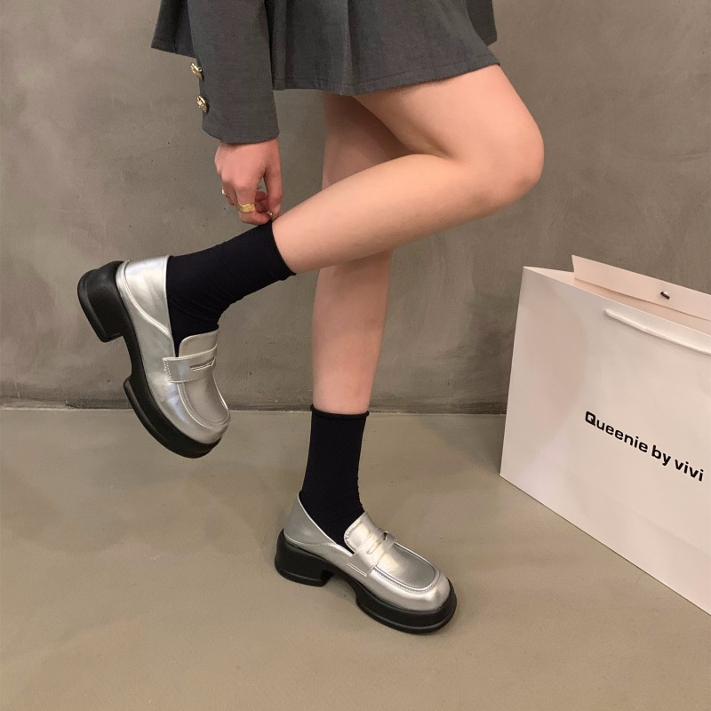 女式时装单鞋实物图