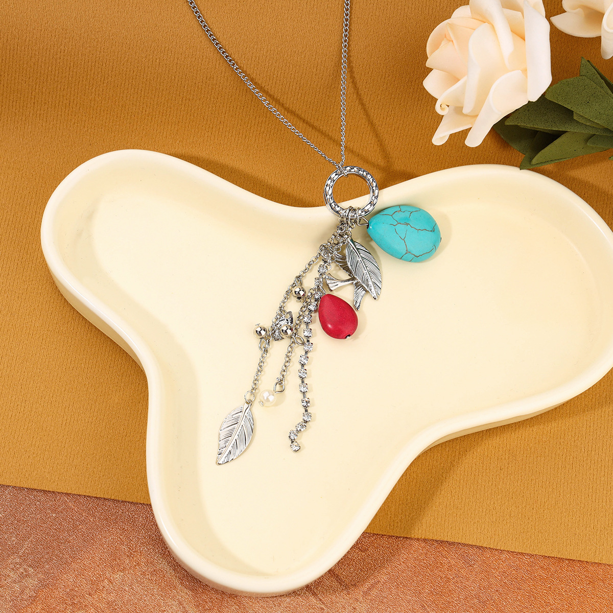 New Hip Hop Rap Personality Alloy Necklace Natural Stone Feather Pendant Collarbone Chain Long Collar Accessories Wholesale details Picture