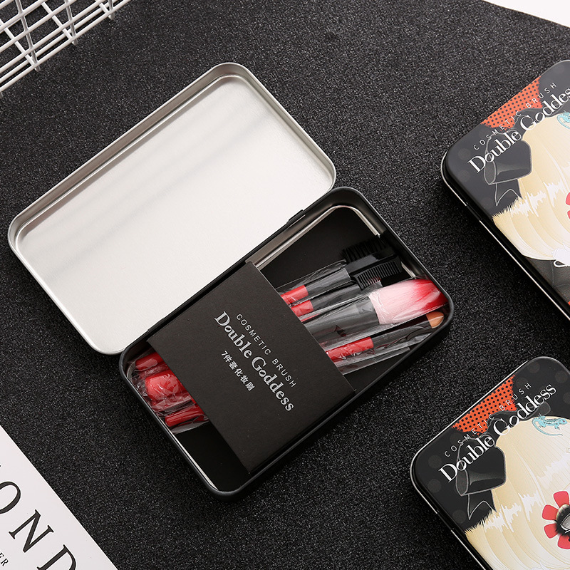 7 Makeup Brush Set Concealer Brush Convenient Set Of Iron Box Students Affordable Beauty Brush Beauty Tools Wholesale Application Scenario