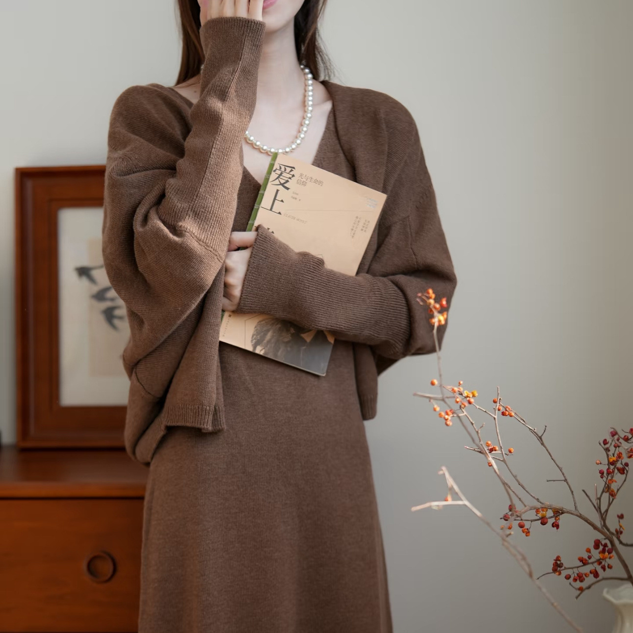 珍珠项链女叠带仿施家珍珠双层澳白色珍珠颈链锁骨链女气质毛衣链详情5