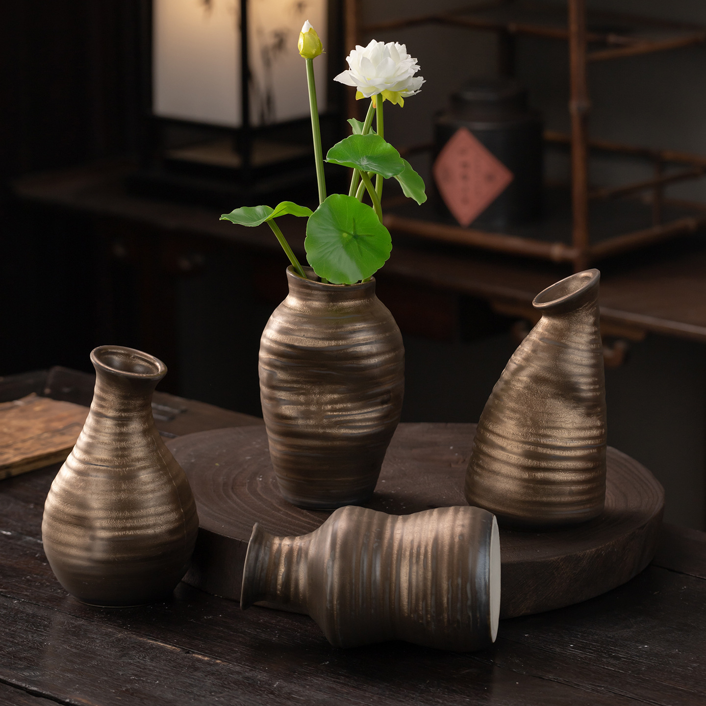 Retro Nordic minimalist vase, creative ins dried flower table, flower arrangement, creative decorative items for home living room details Picture
