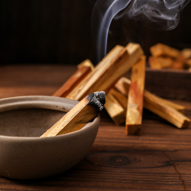 Wholesale Peruvian Holy Wood Log Strip Natural Aromatherapy Space Magnetic Field Meditation Spiritual Fragrance Palo Santo Application Scenario