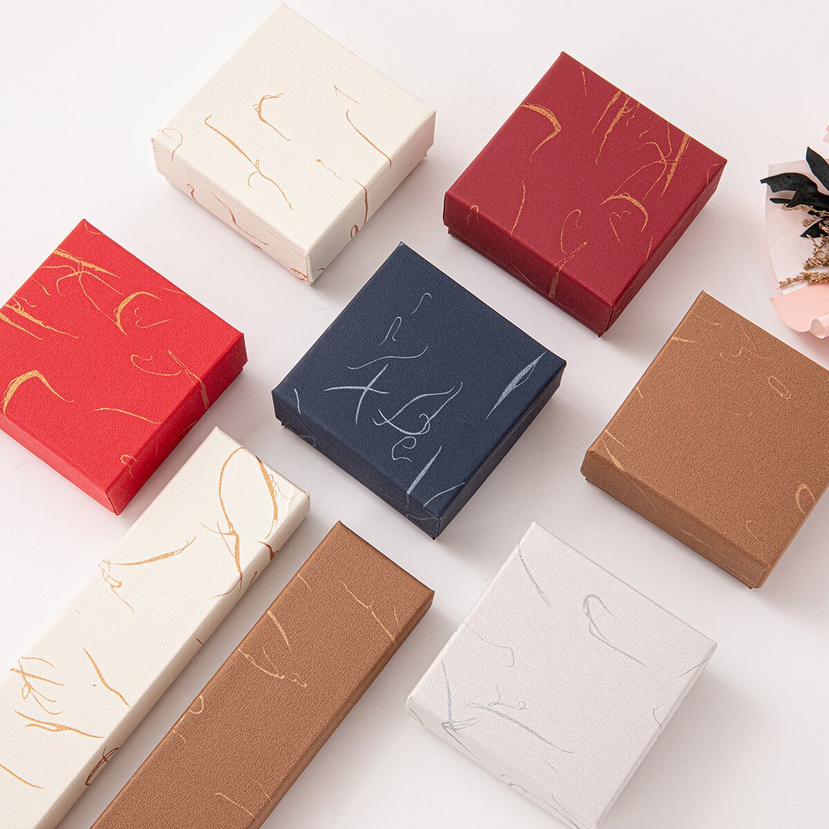 Classic cloud dragon series necklace jewelry packaging box, rectangular hairpin box, earring box, gift box, retro gift packaging details Picture