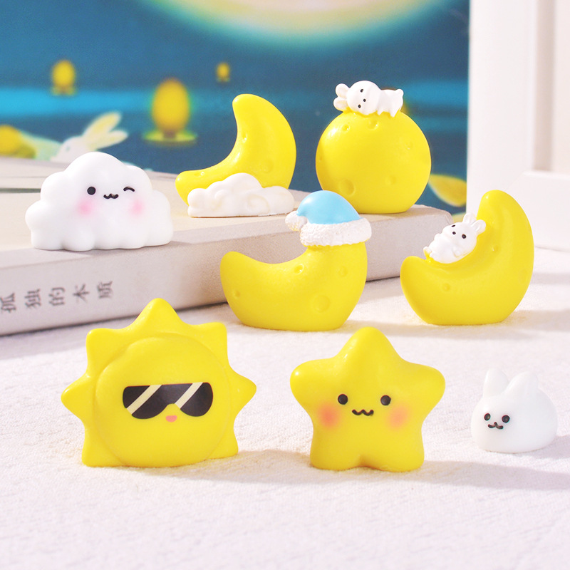 Cross-border creative cute cloud micro-landscape desktop decoration small ornaments, cartoon moon little rabbit DIY small accessories