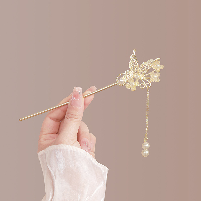 Chinese-style and trendy high-end metal tassel hairpins, women's ancient-style cheongsam and Hanfu hairpins and headwear, Chinese-style horse face skirts, hair hairpins and accessories details Picture