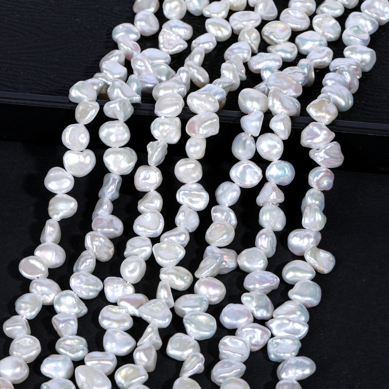 Wholesale of high-gloss natural freshwater pearls, Baroque regenerated pearls, Sanqi hole petals, diy irregular silver pieces Specification image