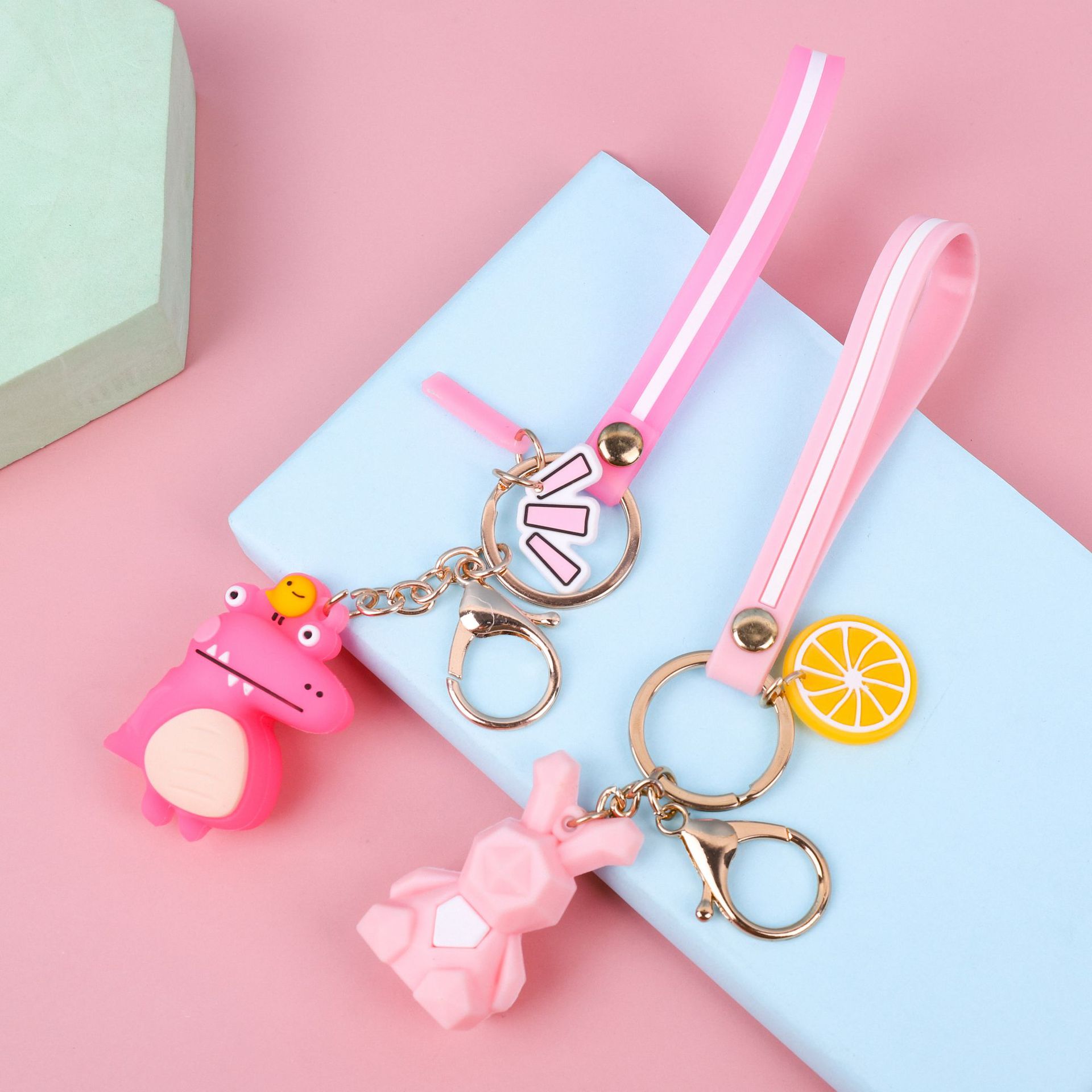 3d公仔钥匙/定制可爱卡通/PVC公仔摆细节图