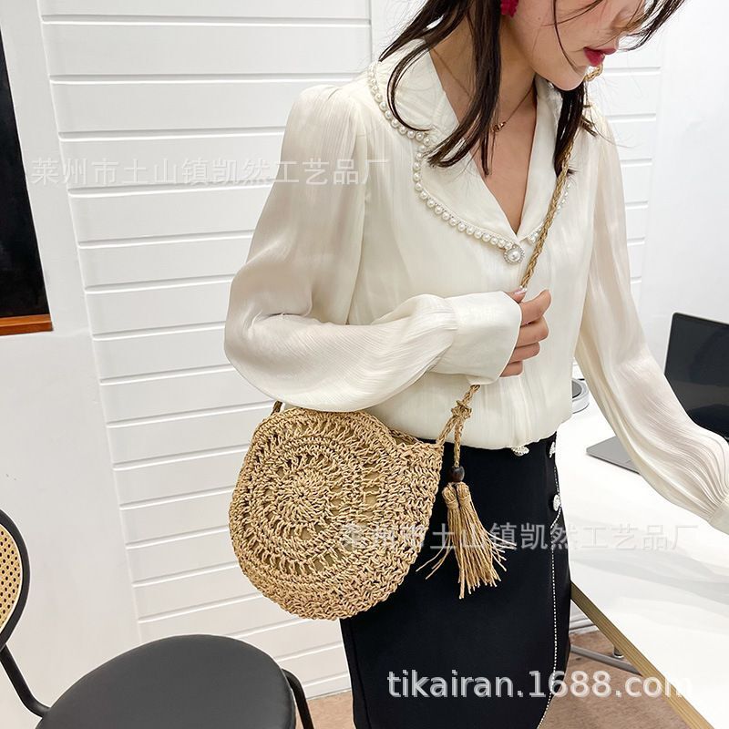 Ins New Fringe Straw Bag Single Shoulder Casual Paper Rope Big Flower Braided Bag Beach Women Bag Item Picture
