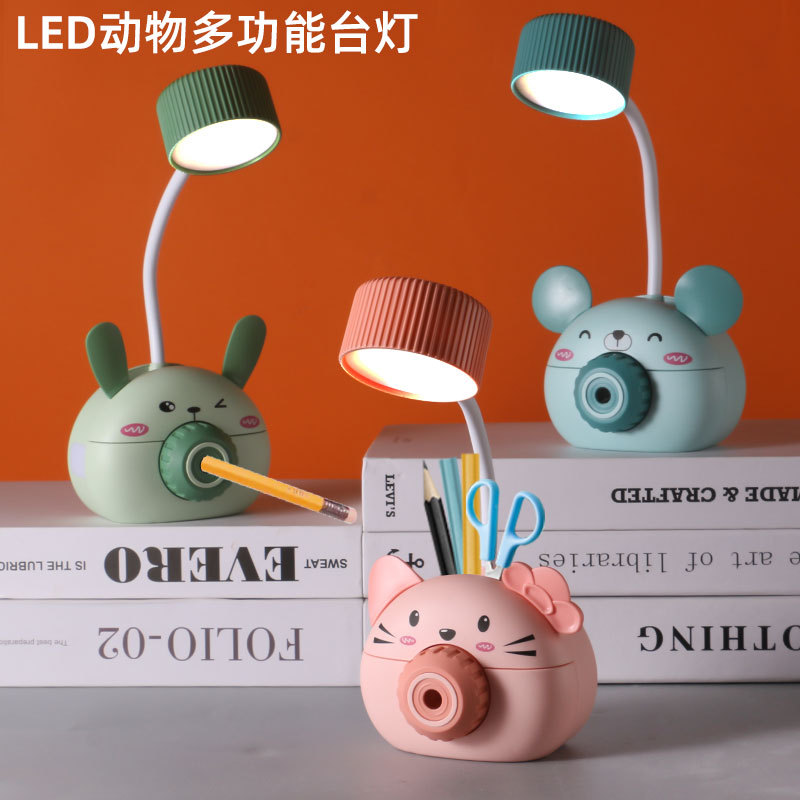卡通相机笔筒铅笔削台灯/办公桌面USB充电小台灯/手机架实用护眼小台灯礼品产品图