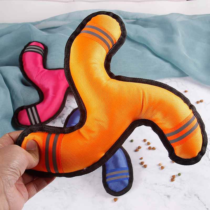 Factory direct sales: Pet vocal grinding teeth, biting endurance training, throwing plush toys, Oxford cloth triangular boomerangs Specification image