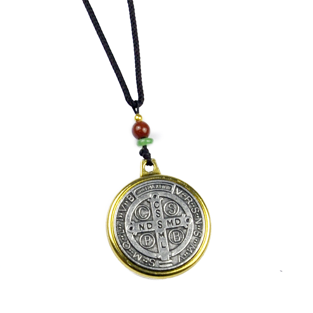 Wholesale of international trade European and American holy image pendants, simple alloy hanging ornaments, Saint Benedict from Nucia, cross-border e-commerce jewelry Application Scenario