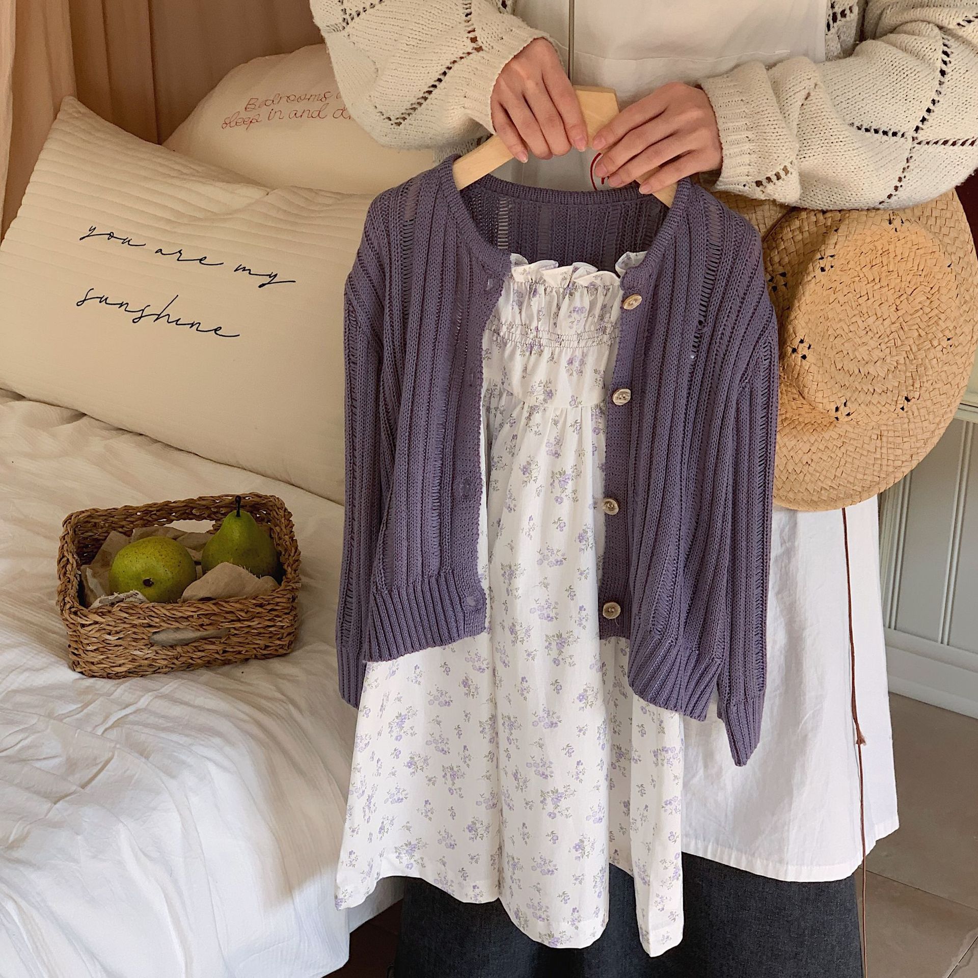 Cotton Domi Girls' Dress 2024 Spring/Summer New Style Sweet and stylish floral halter dress for babies sleeveless long dress details Picture