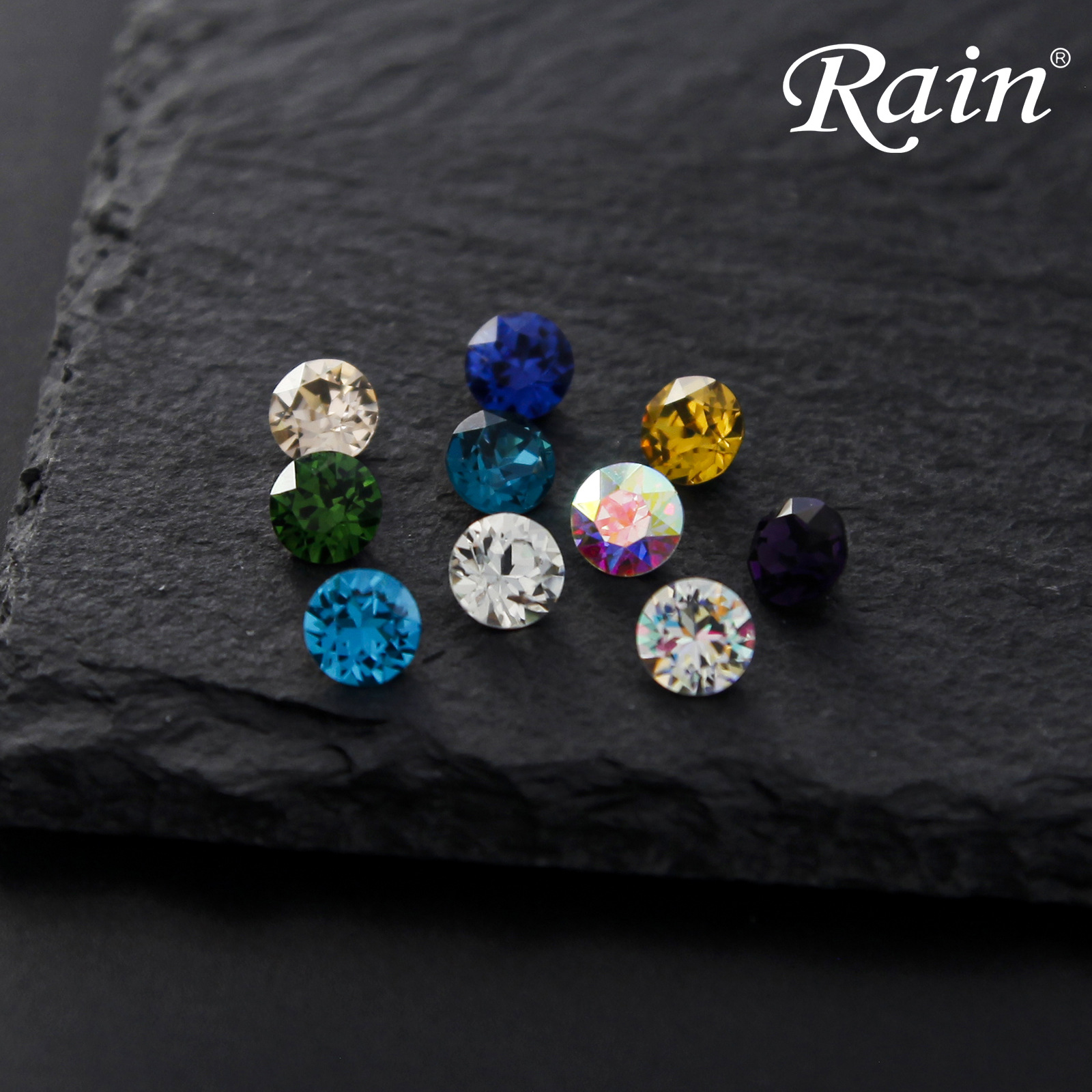 Factory wholesale of shiny round glass pointed-bottom nail drills, diy jewelry, bags, accessories and other items Application Scenario