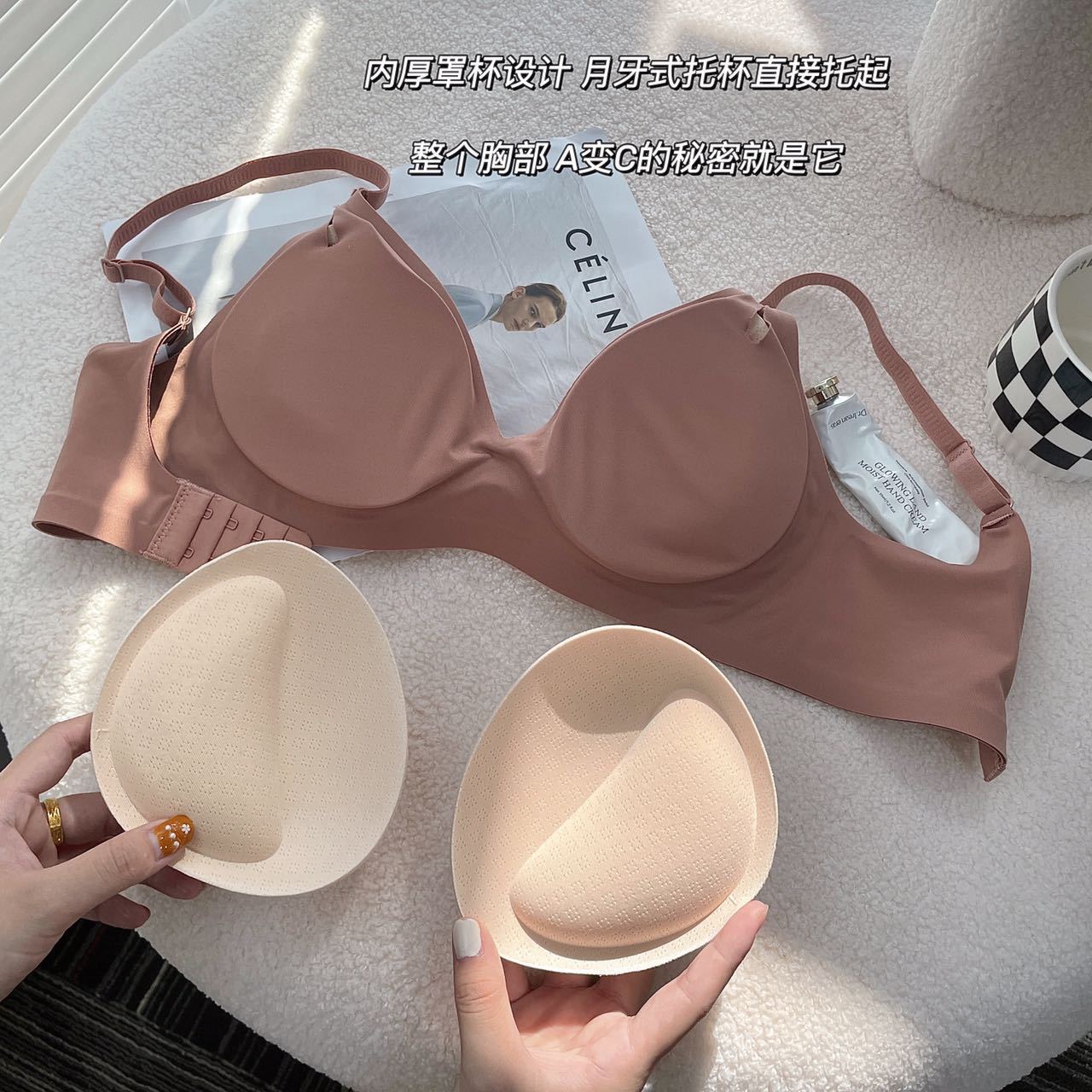 External Expansion Underwear Female Autumn And Winter Small Chest Gathering Show Large Waist Thin Thickened Non-Trace Sexy Pure Flat Bra Cover Application Scenario