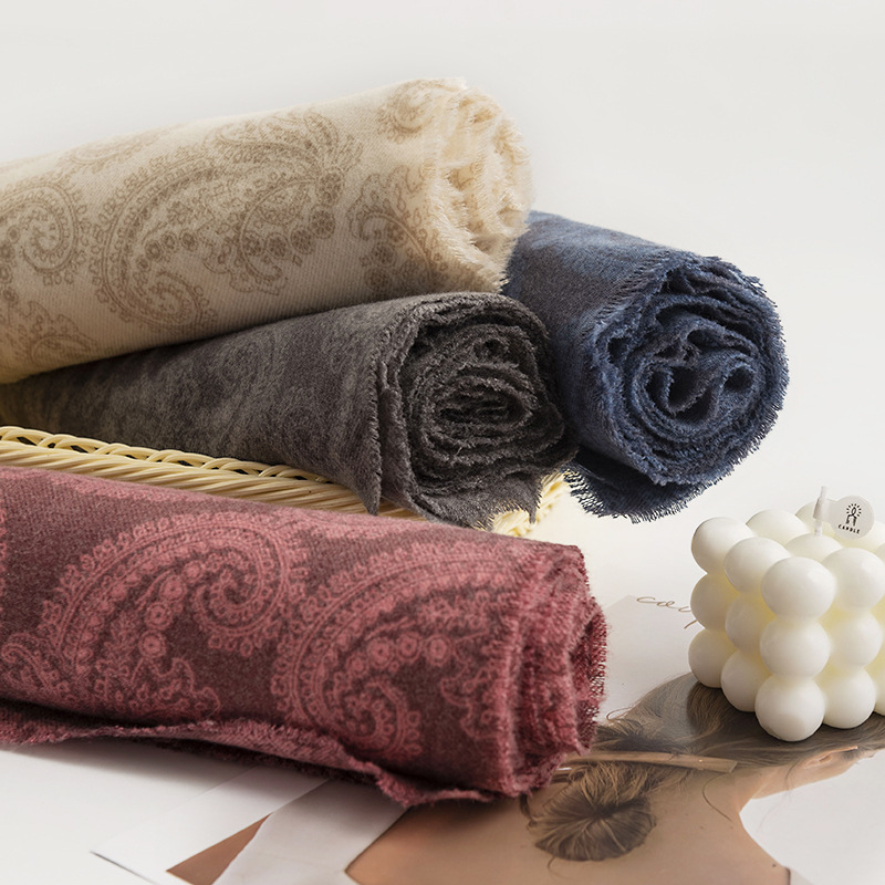 Wholesale of new winter faux cashmere shawls, European and American short tassel scarves, retro cashew flower ethnic style scarves Specification image